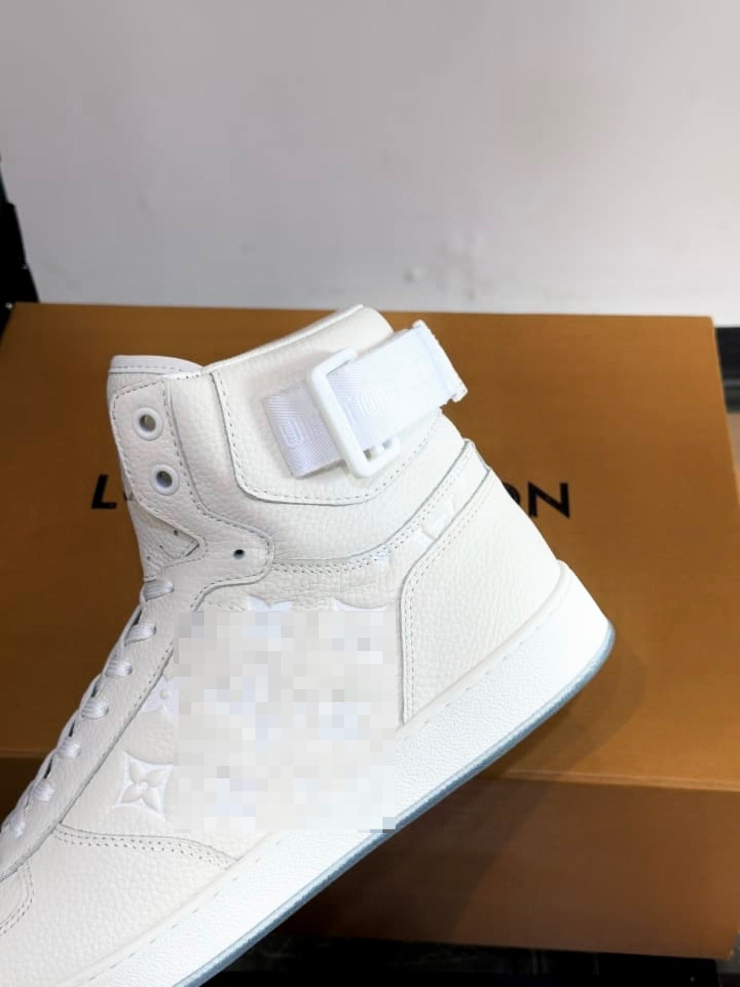 Snow White - Sole Elegance