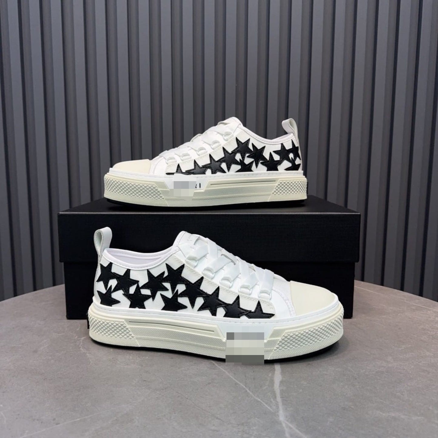Black stars - Sole Elegance